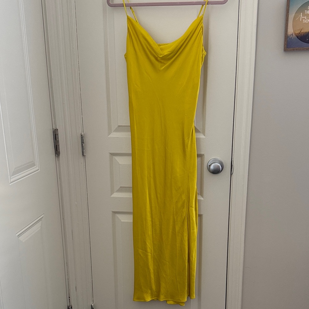 Elegant Yellow Maxi Dress